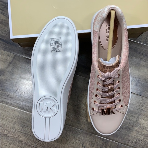 MICHAEL KORS POPPY LACE UP MINI MK LOGO PVC BALLET - Picture 13 of 16